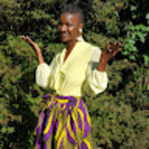 Meet your Posher, Yvette